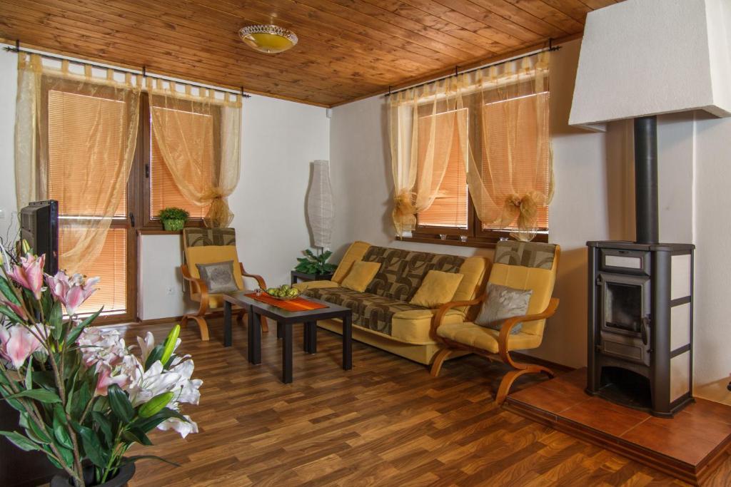 Chata Alpina Ruzomberok Εξωτερικό φωτογραφία